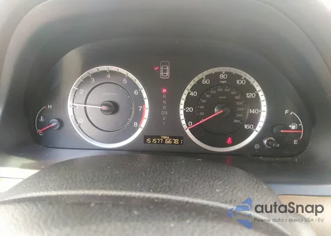 2010 Honda Accord 2.4 Lx z USA, uszkodzony, nr VIN 1HGCP2F37AA077256